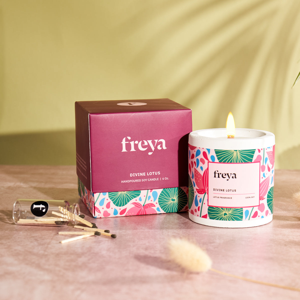 Freya Divine Lotus Concrete Candle