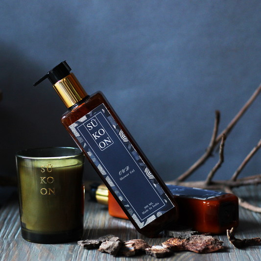 Seamlessly blending the needs of your skin and your senses with one lustrous product, Sükoon presents Oud Shower Gel. The oil based formula ensures your skin is left supple and soft, while providing a delicate aroma of oud. It makes a lovely addition to your evening ritual.