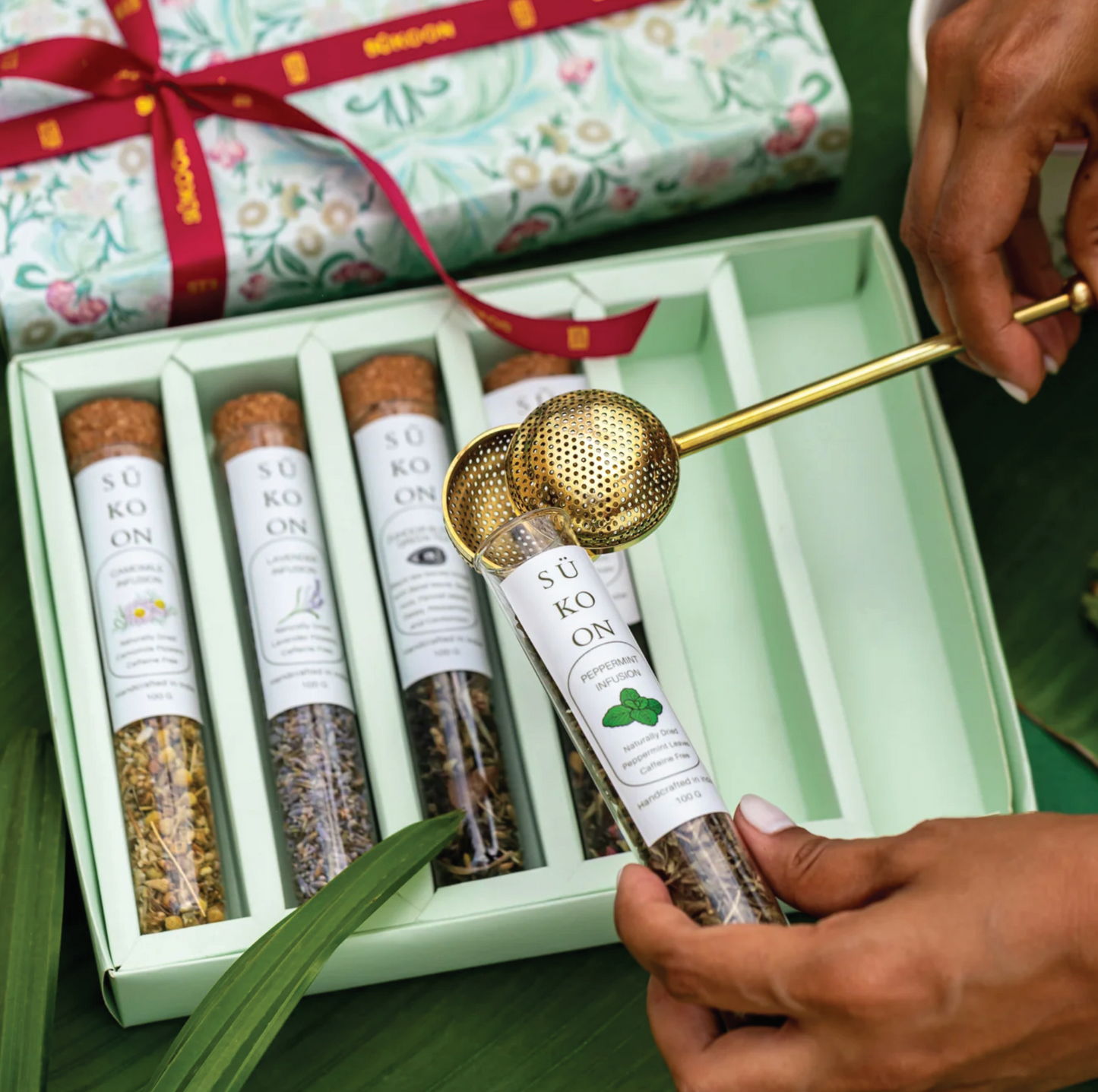 Sukoon Safar Gift Box
