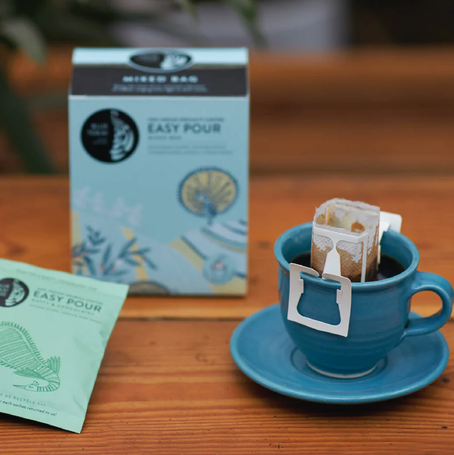 Blue Tokai Mixed Light to Dark Roasts Easy Pour (10 Sachets)