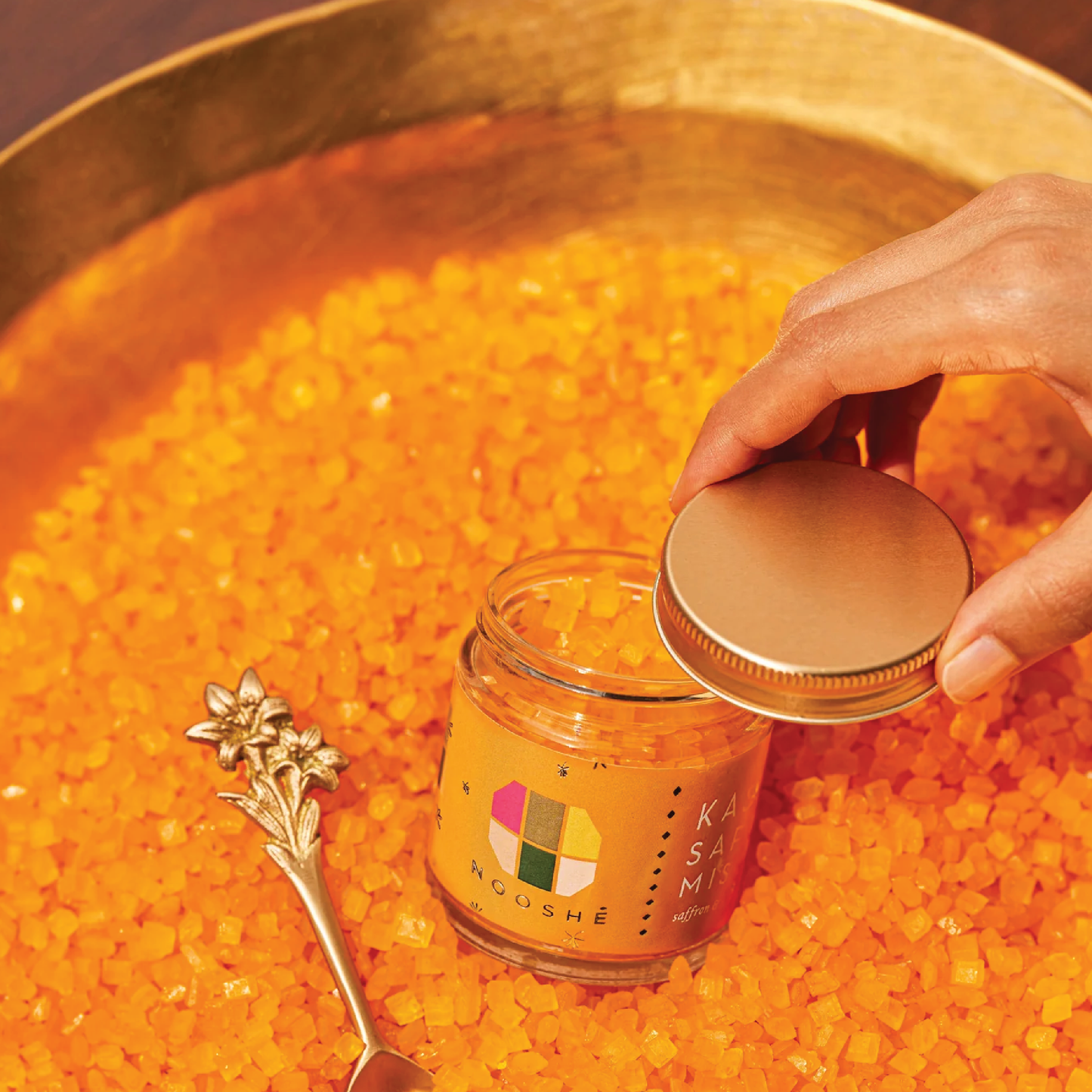 Nooshé Kashmiri Saffron Mishri