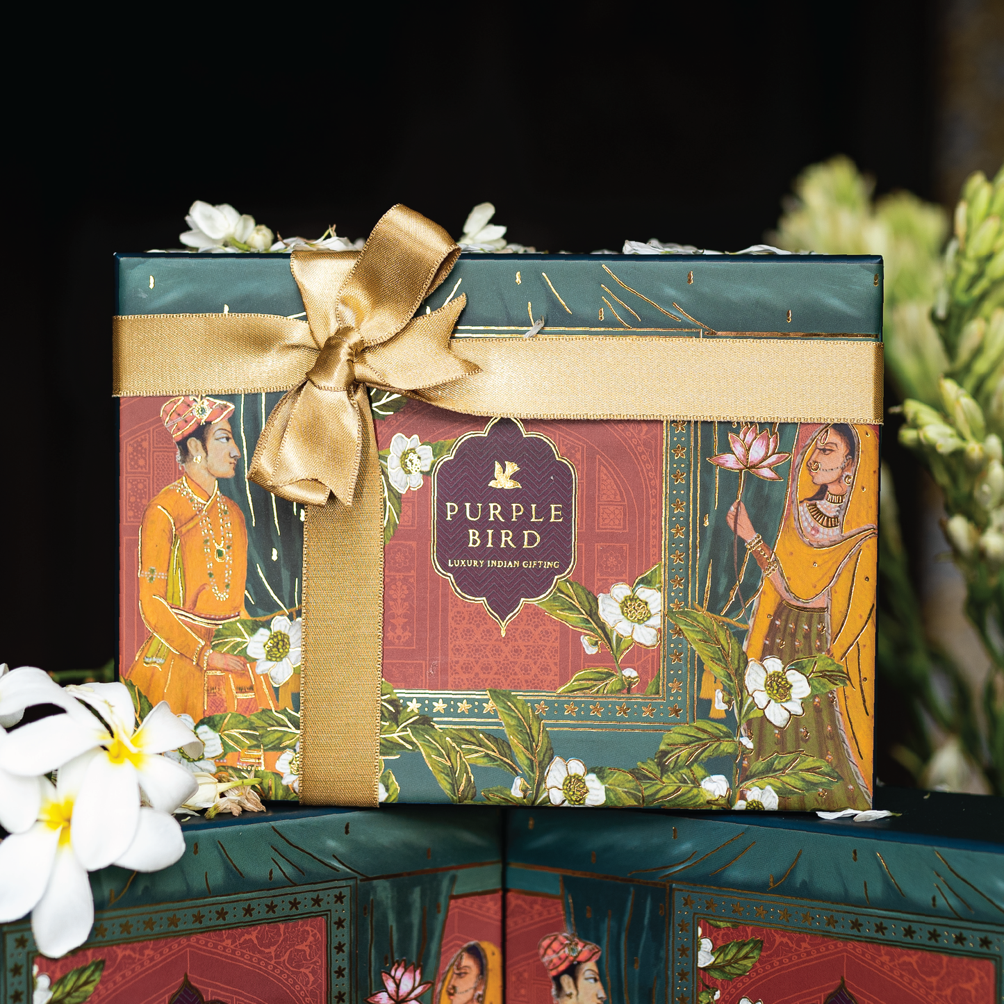 Masoom Mohabbat 'Medium' Luxury Gift Box