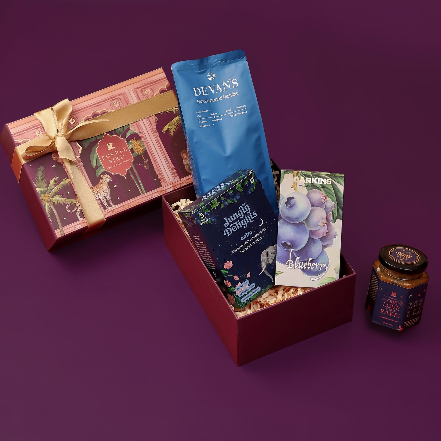 Neelambar Luxury Gift Box