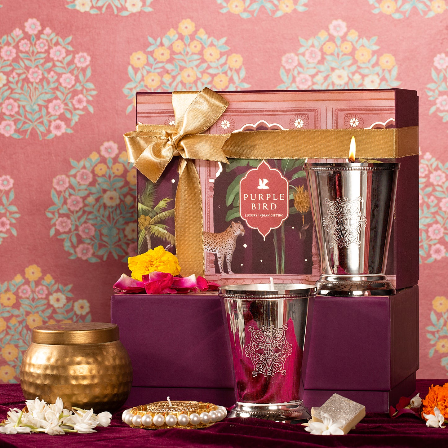 Taaron Ki Baraat Luxury Gift Box