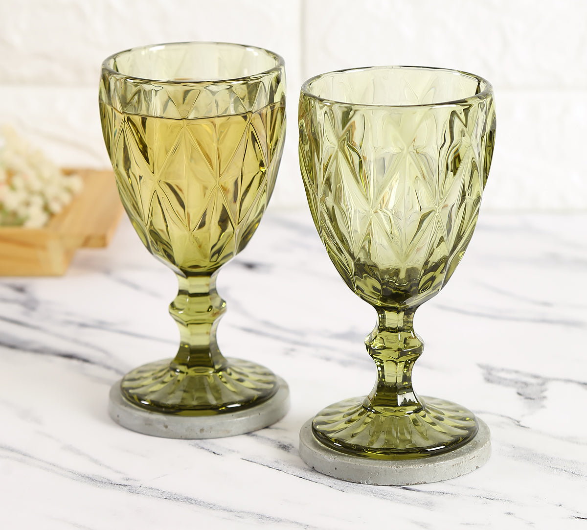 India Circus Green Wine Glasses (Two Glasses)