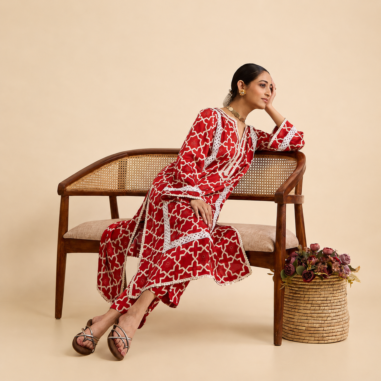 Alpona Kurta and Pant Set - Laal