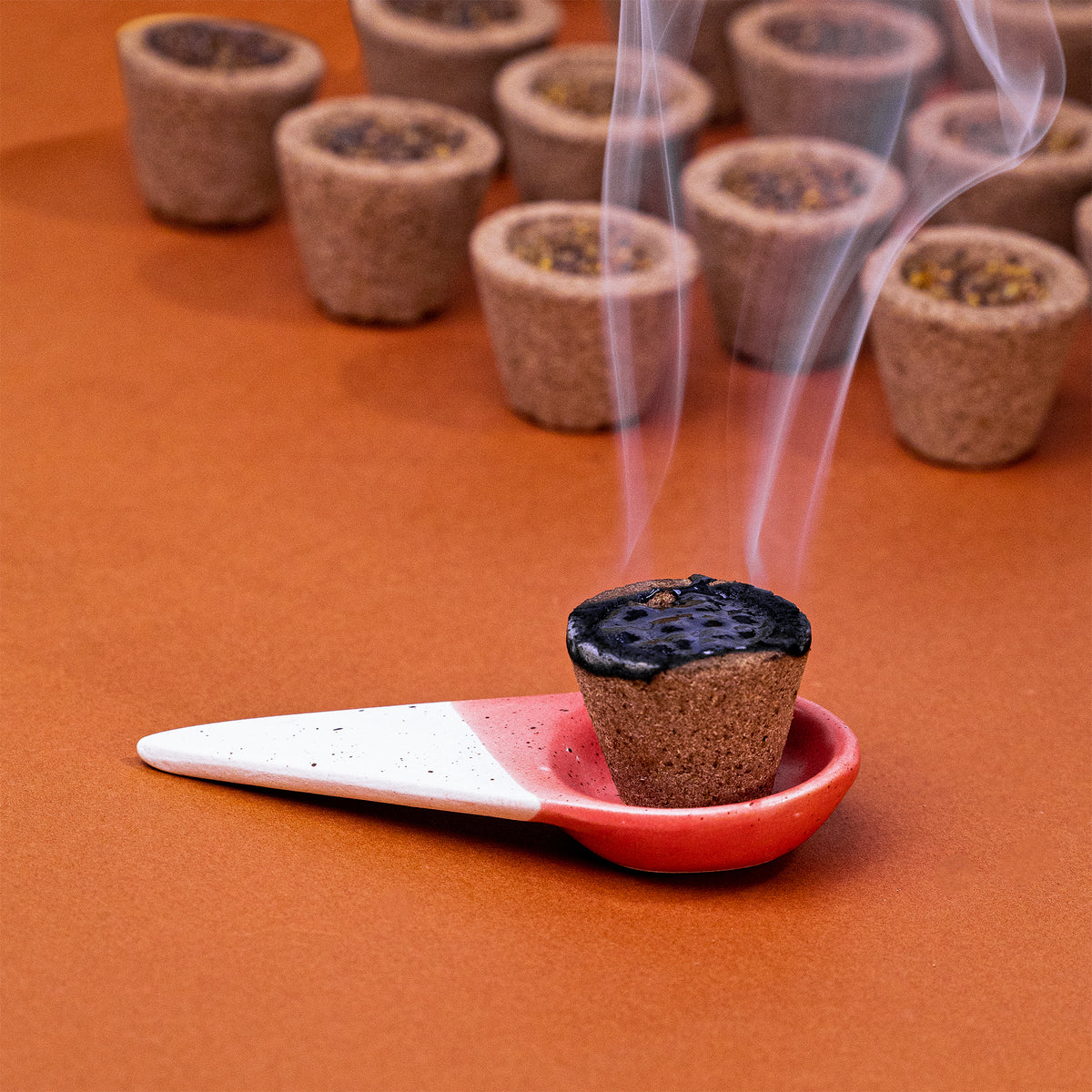 Phool Sandalwood Havan Cups (16 Cups)