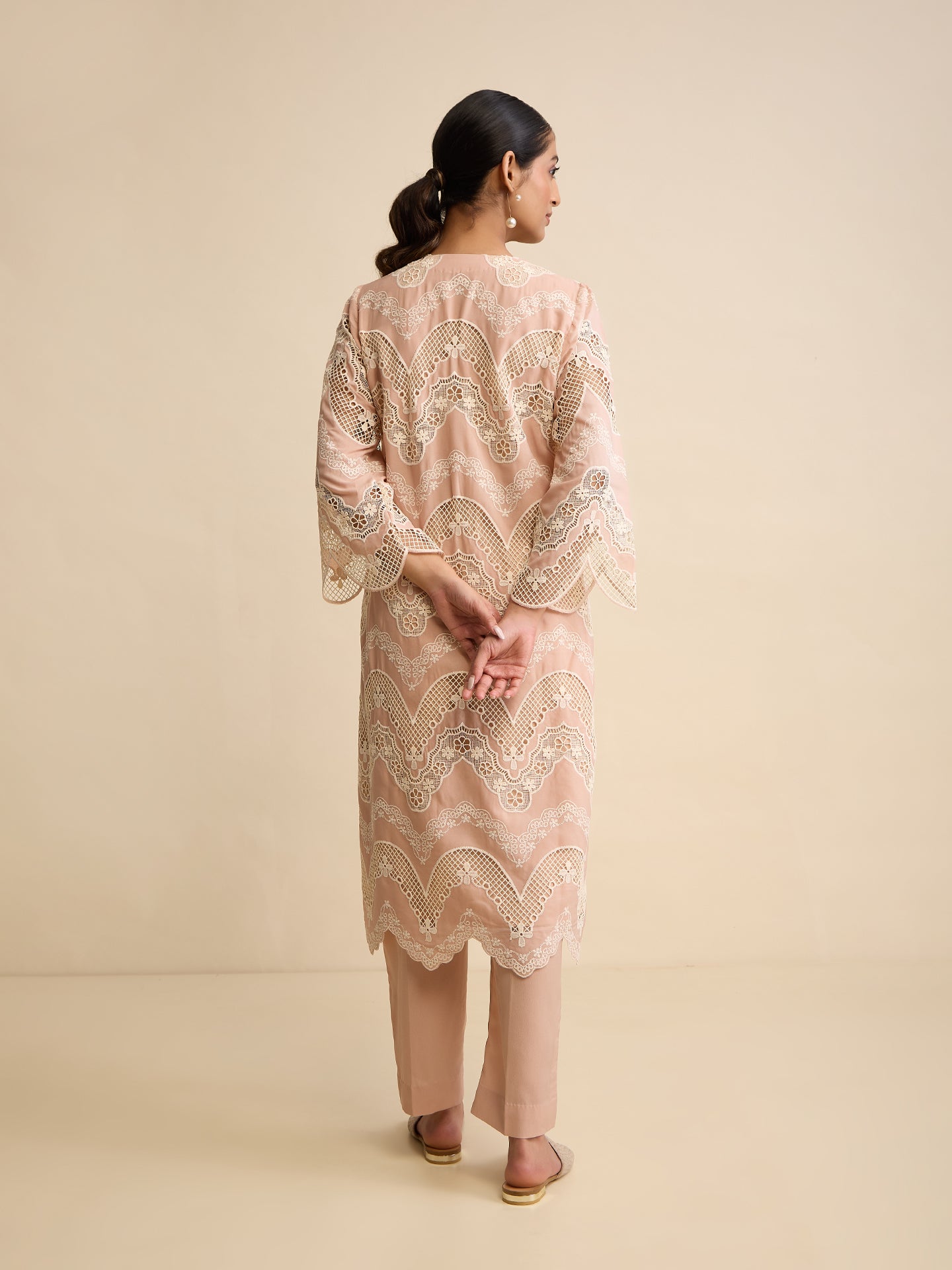 'Bijoya' Women's Suit (Kurta & Pants)