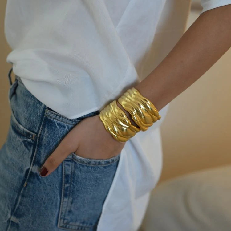 Eurumme Gold Hue Cuff