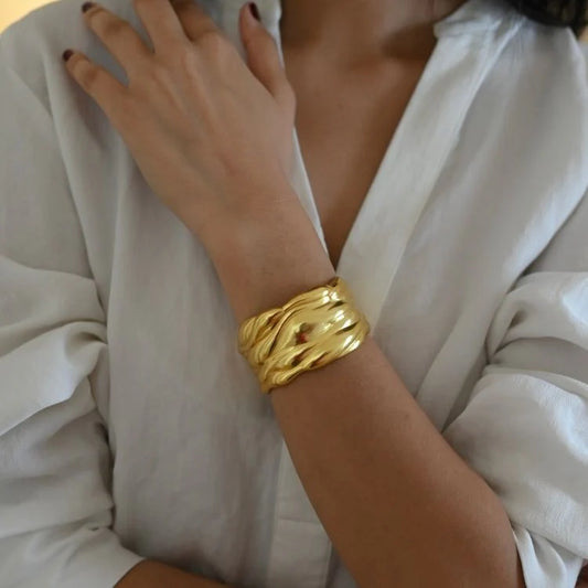 Eurumme Gold Hue Cuff