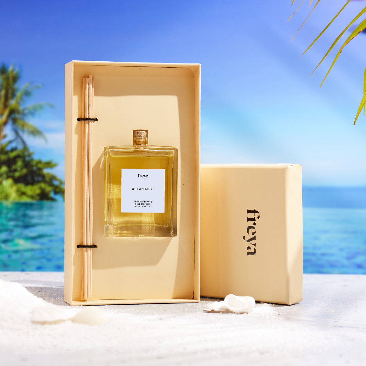 A popular home fragrance product that allows the aroma to diffuse continuously into the air throughout an entire room or area.  Create the right kind of feels around your home with our Fresh Ocean Mist Reed Diffuser. With the fragrances of white musk and oakmoss, this diffuser makes sure it creates a rejuvenating, fresh, and romantic atmosphere.