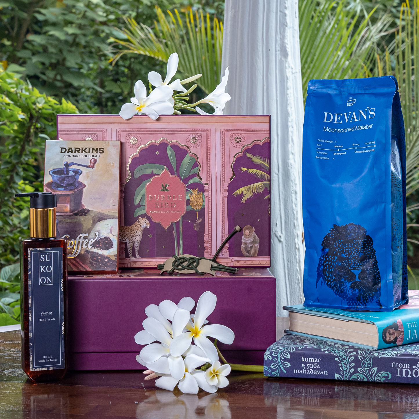 Bandhan Luxury 'Rakhi' Gift Box