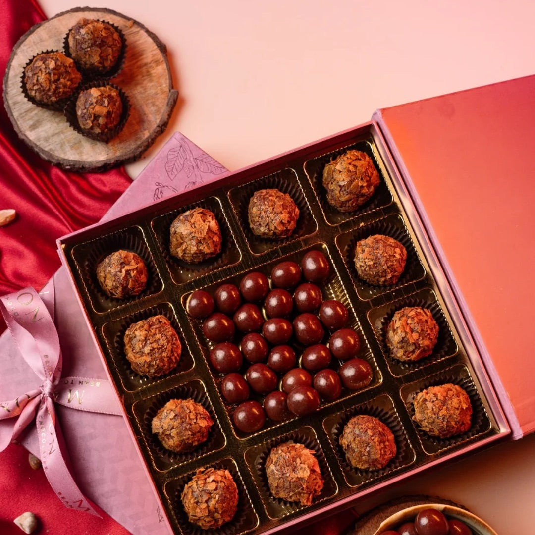 Mabon Hazelnut Lover's Chocolate Box (Truffle + Dragees Edition)